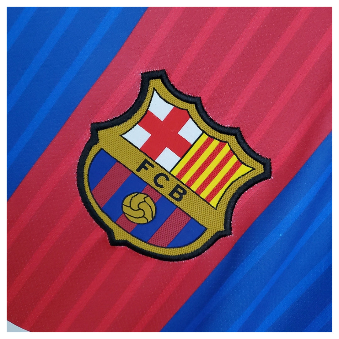 Retro 16/17 Barcelona Home